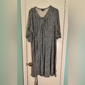 Lands End Dress 22/24W black and white geometric pattern